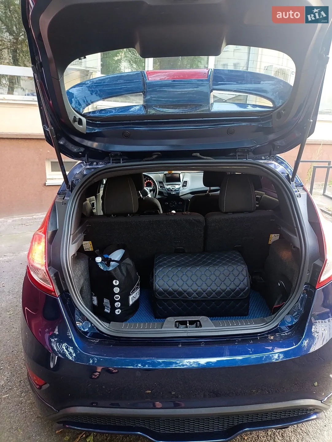 2016 Ford Fiesta - мініатюра 18