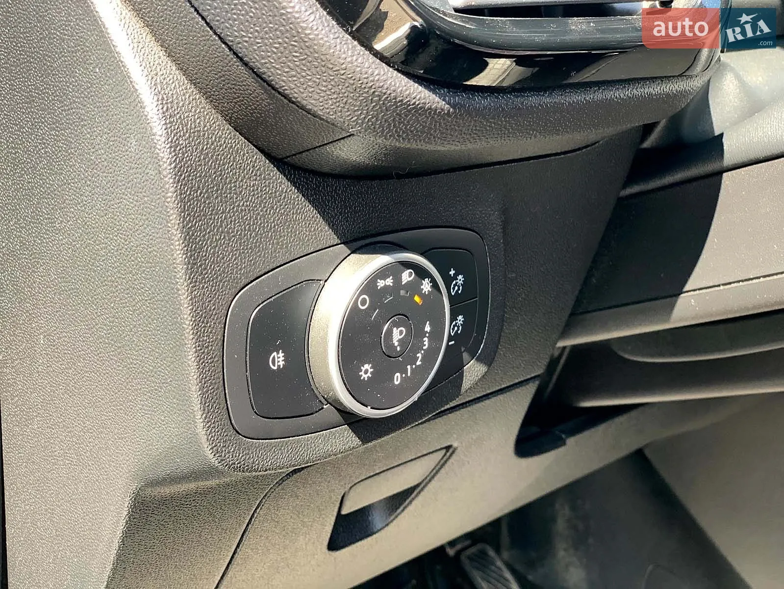 2018 Ford Fiesta - мініатюра 17