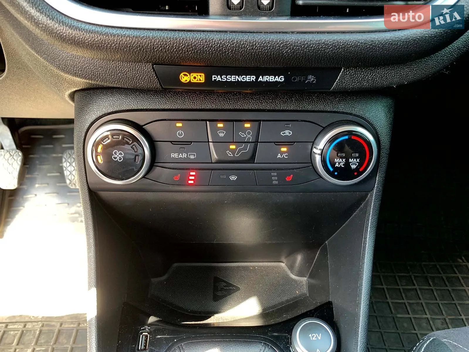 2018 Ford Fiesta - мініатюра 19