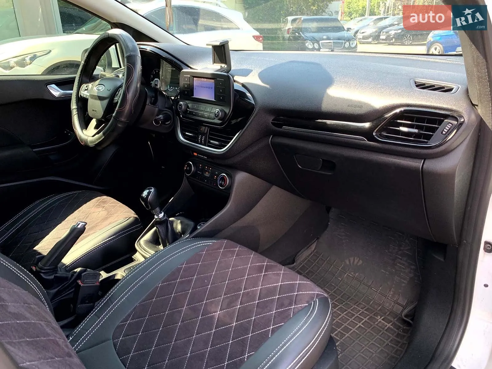 2018 Ford Fiesta - мініатюра 31
