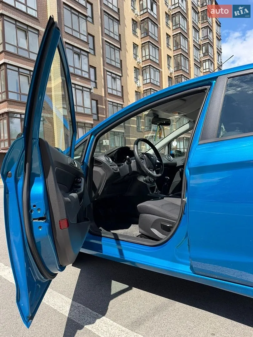 2013 Ford Fiesta - мініатюра 19