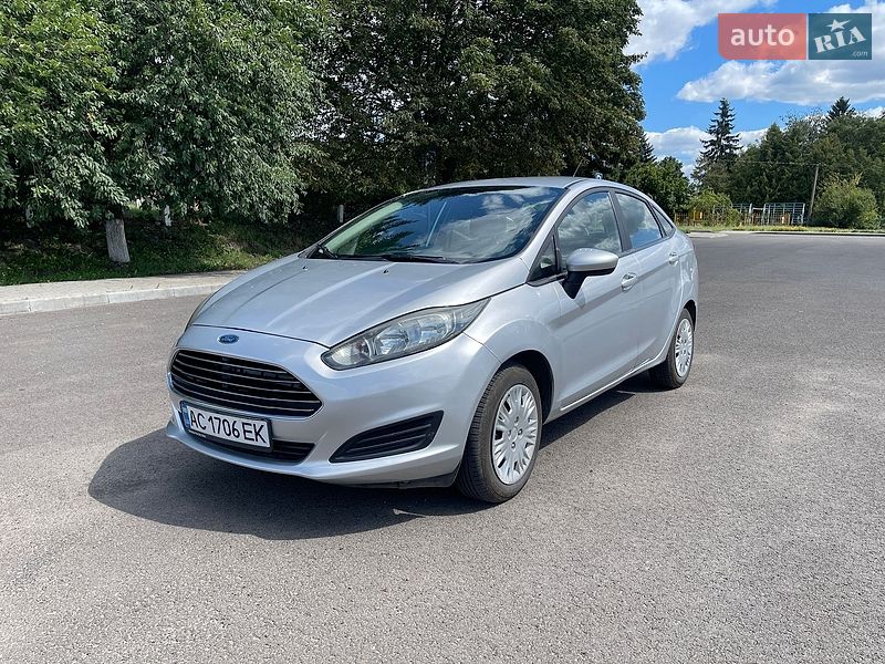 Седан Ford Fiesta 2018 в Луцке фото Седан Ford Fiesta 2018 в Луцке