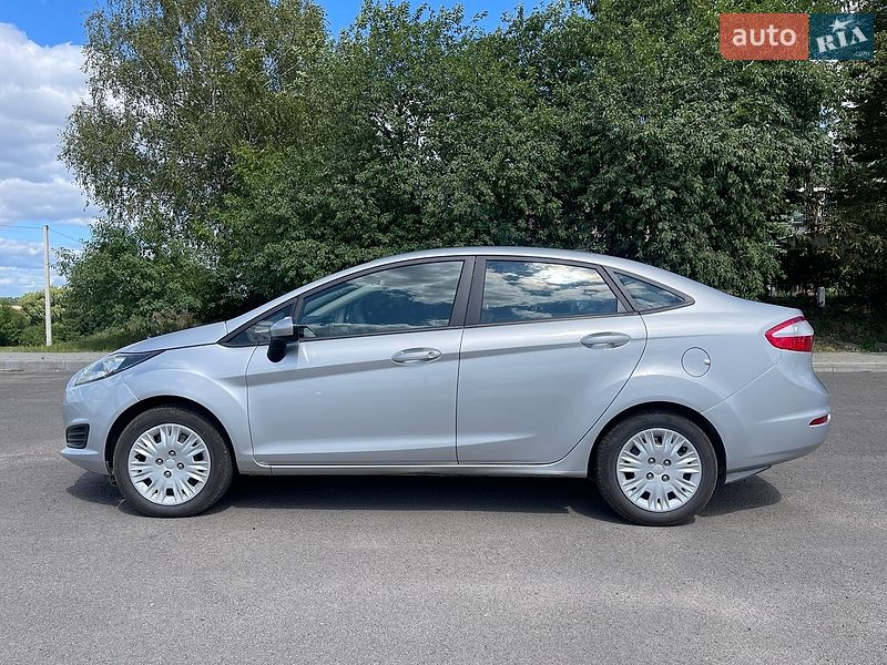 Седан Ford Fiesta 2018 в Луцке фото 2 Седан Ford Fiesta 2018 в Луцке