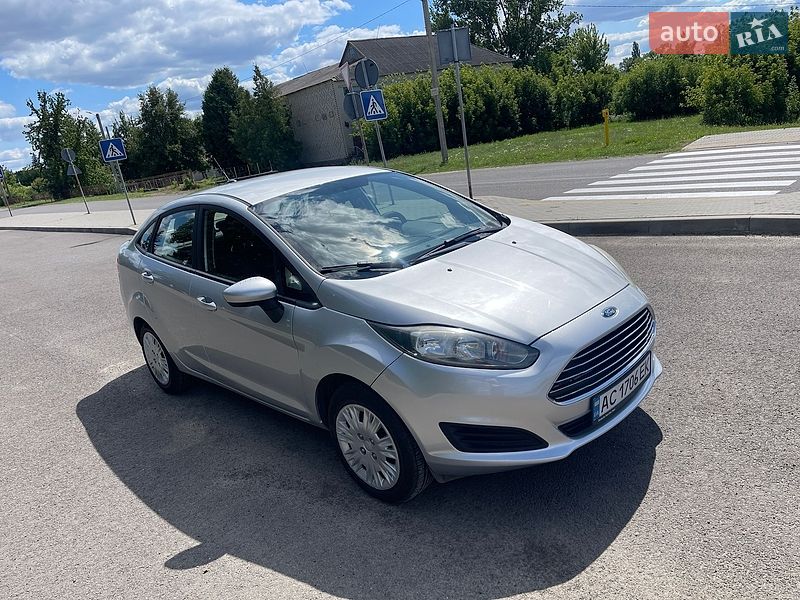 Седан Ford Fiesta 2018 в Луцке фото 11 Седан Ford Fiesta 2018 в Луцке