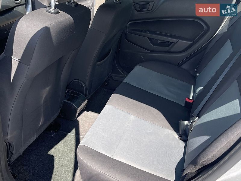 Седан Ford Fiesta 2018 в Луцке фото 24 Седан Ford Fiesta 2018 в Луцке