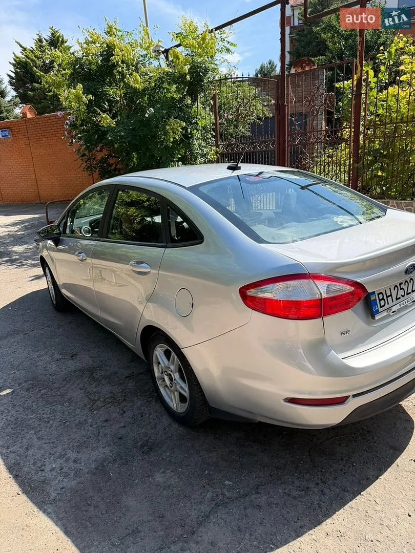 2019 Ford Fiesta - мініатюра 3