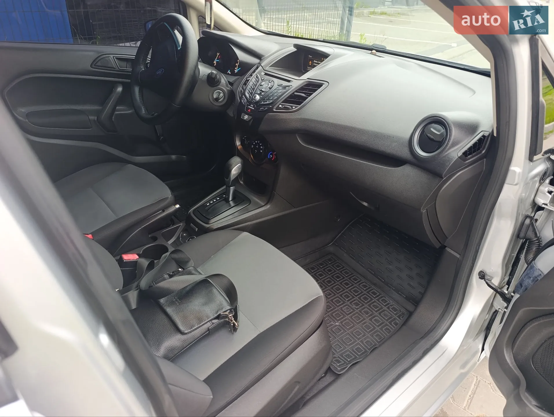 2018 Ford Fiesta - мініатюра 8