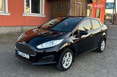Седан Ford Fiesta 2018 в Львове
