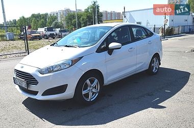 Седан Ford Fiesta 2017 в Киеве