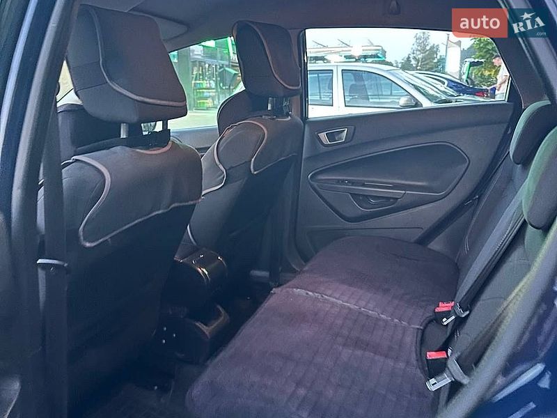 Хэтчбек Ford Fiesta 2013 в Черновцах фото 12 Хэтчбек Ford Fiesta 2013 в Черновцах