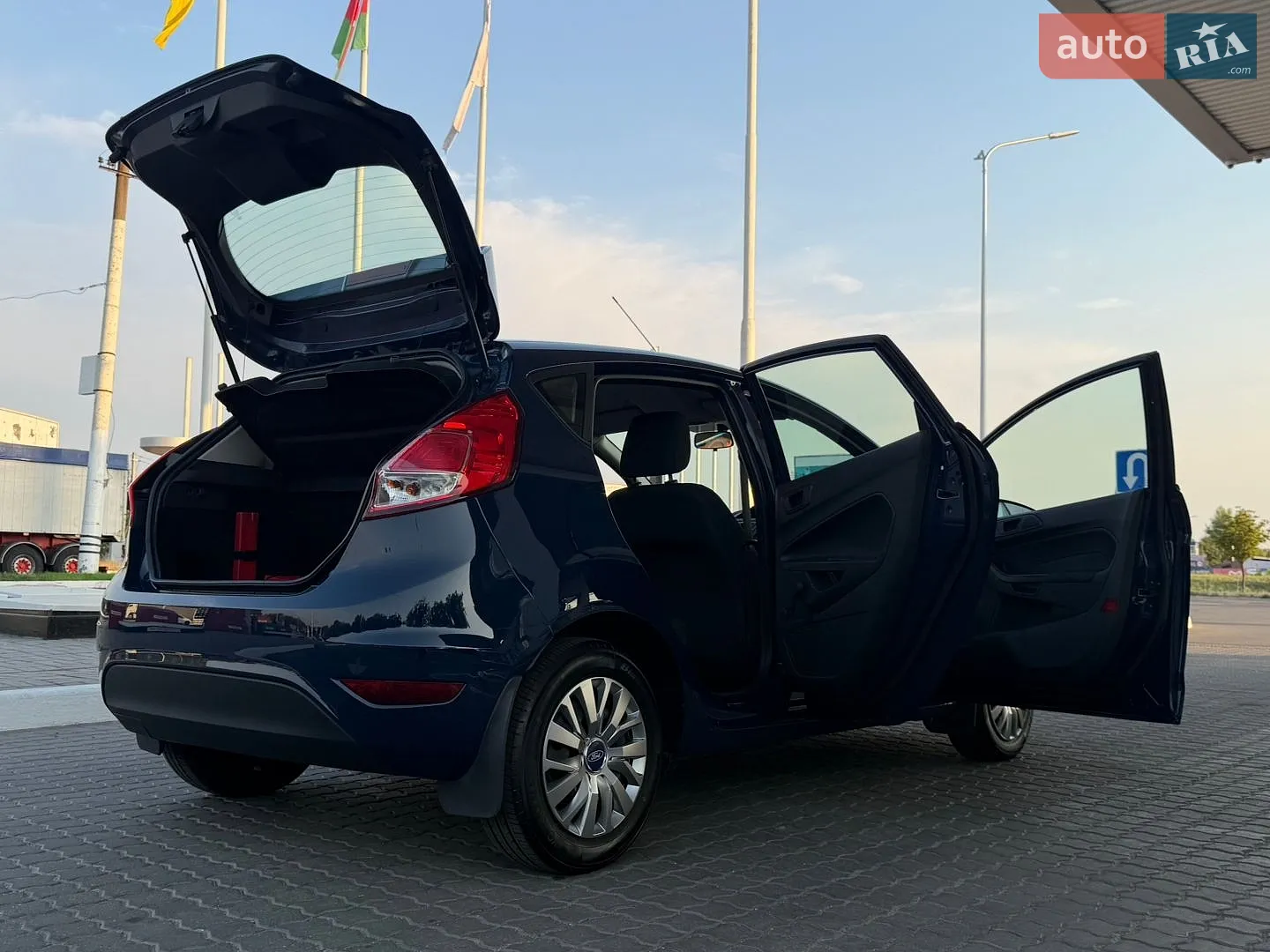 2013 Ford Fiesta - мініатюра 42