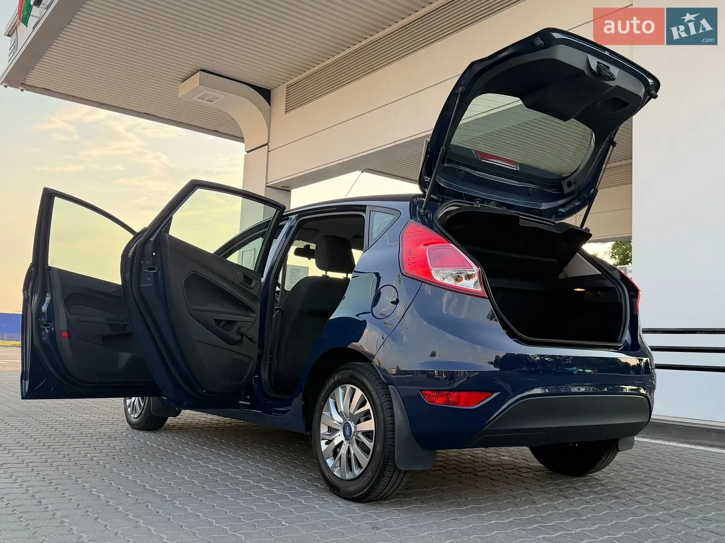 2013 Ford Fiesta - мініатюра 47