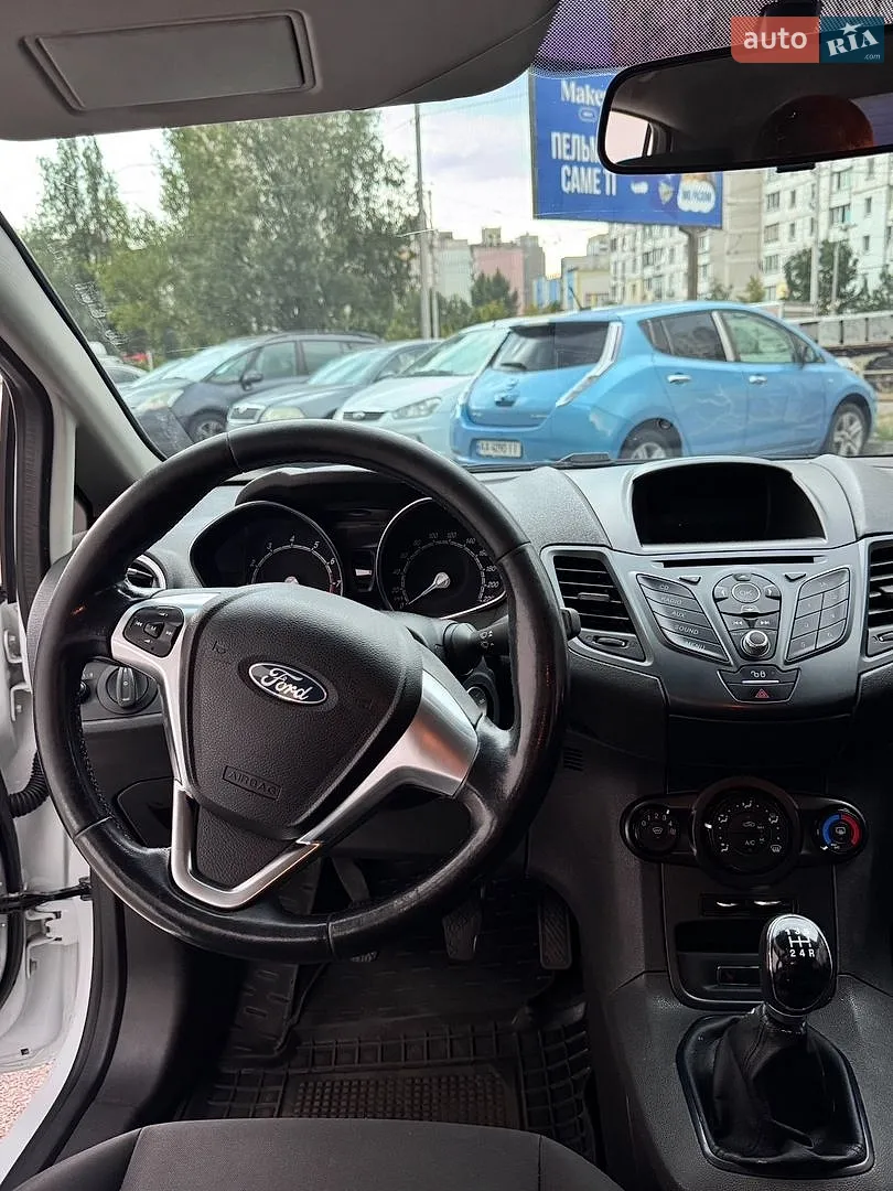 2016 Ford Fiesta - мініатюра 10