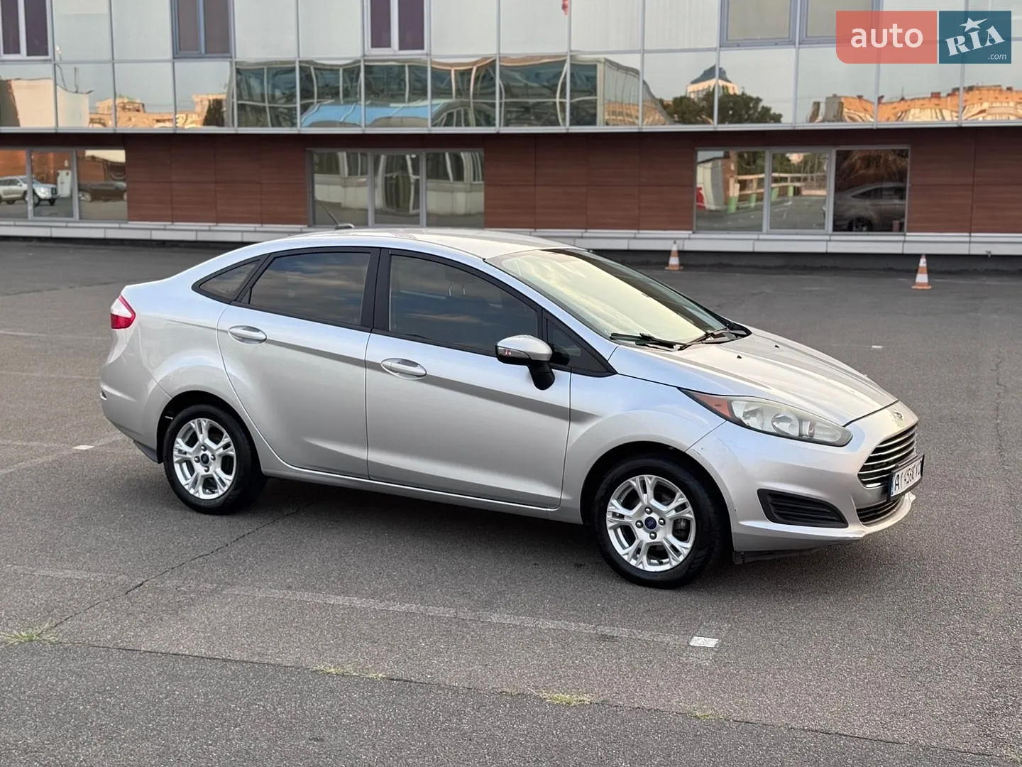 2016 Ford Fiesta - мініатюра 17