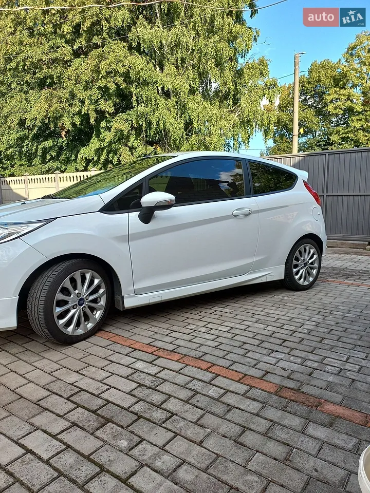 2013 Ford Fiesta - мініатюра 14