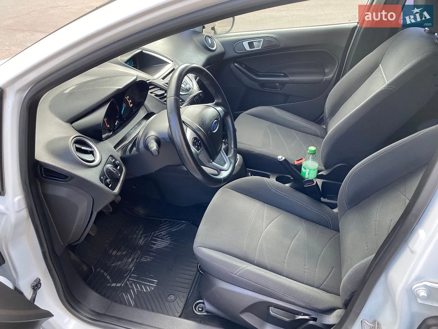 2013 Ford Fiesta - мініатюра 9