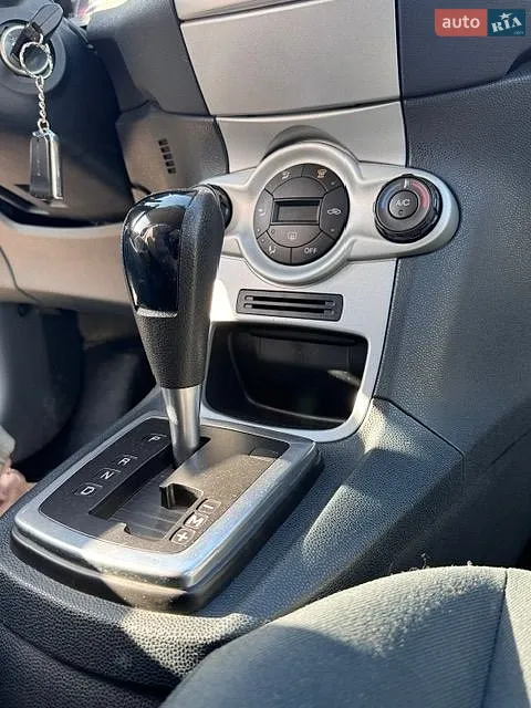 2012 Ford Fiesta - мініатюра 8