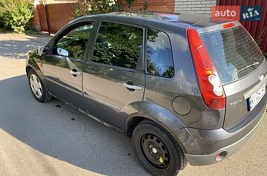Хетчбек Ford Fiesta 2007 в Вишневому