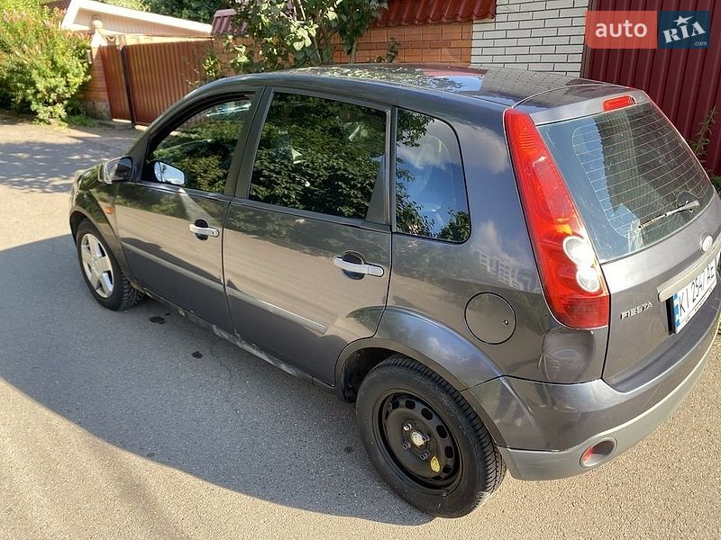 Хетчбек Ford Fiesta 2007 в Вишневому