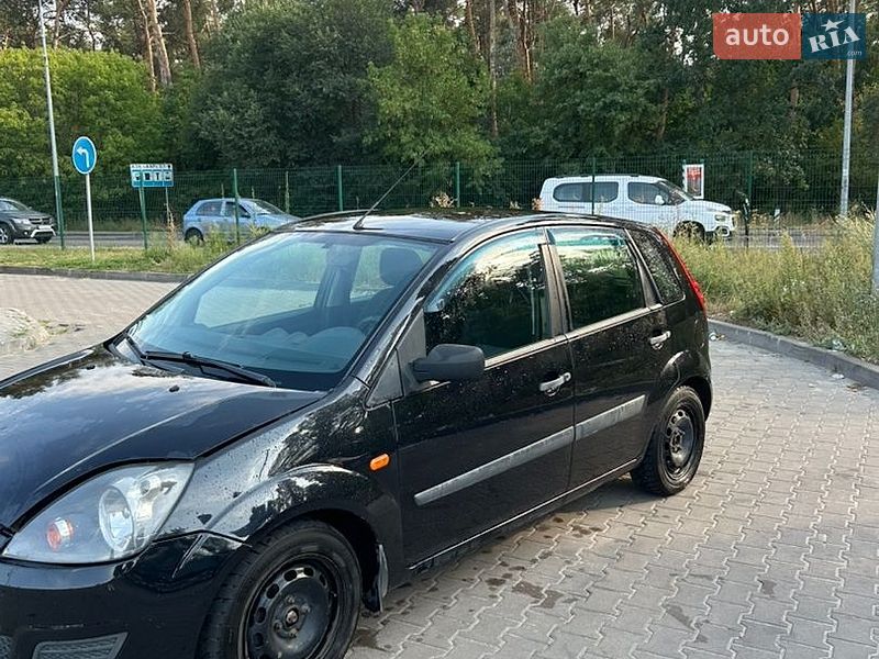Хетчбек Ford Fiesta 2006 в Києві