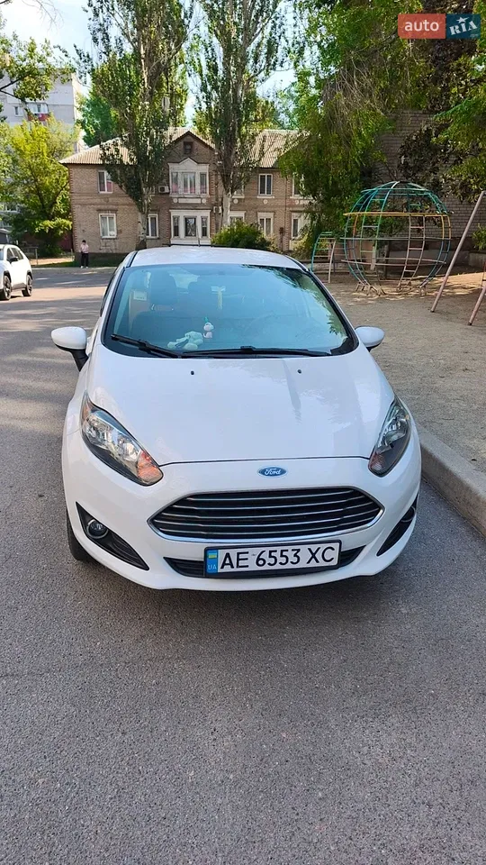 2017 Ford Fiesta - мініатюра 19