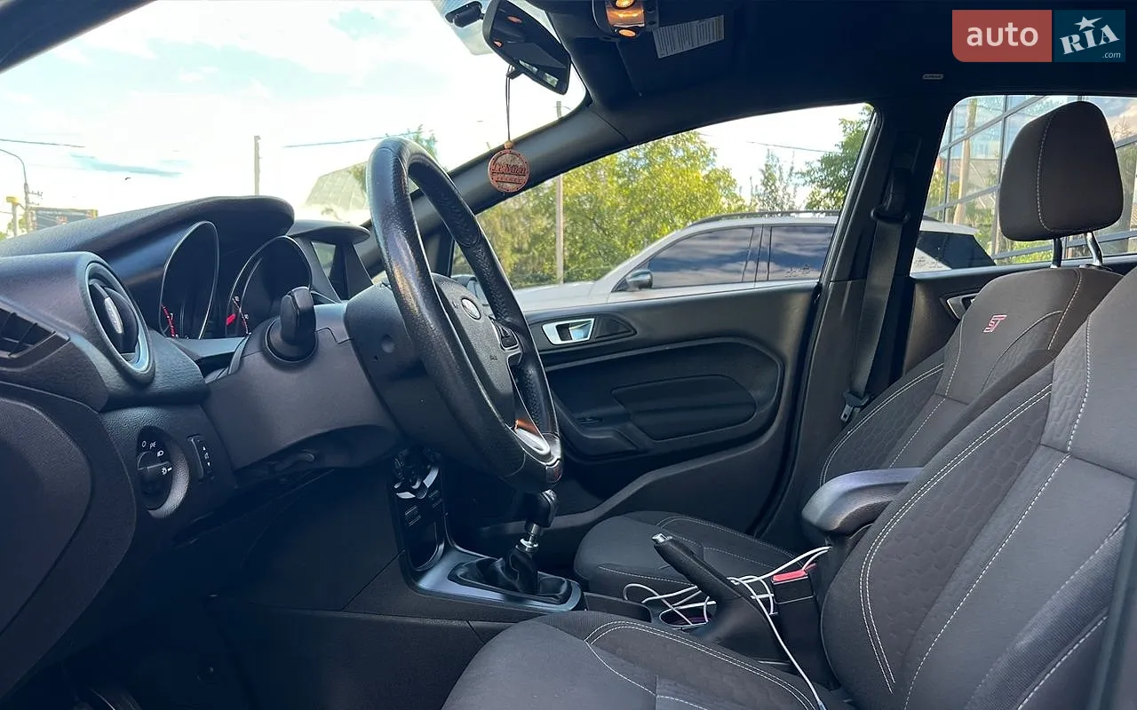 2015 Ford Fiesta - мініатюра 10