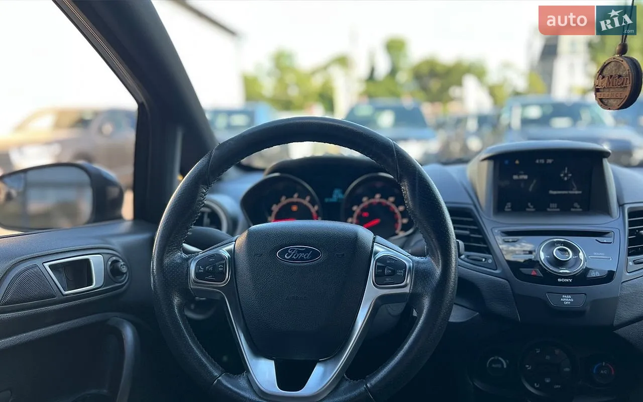2015 Ford Fiesta - мініатюра 14