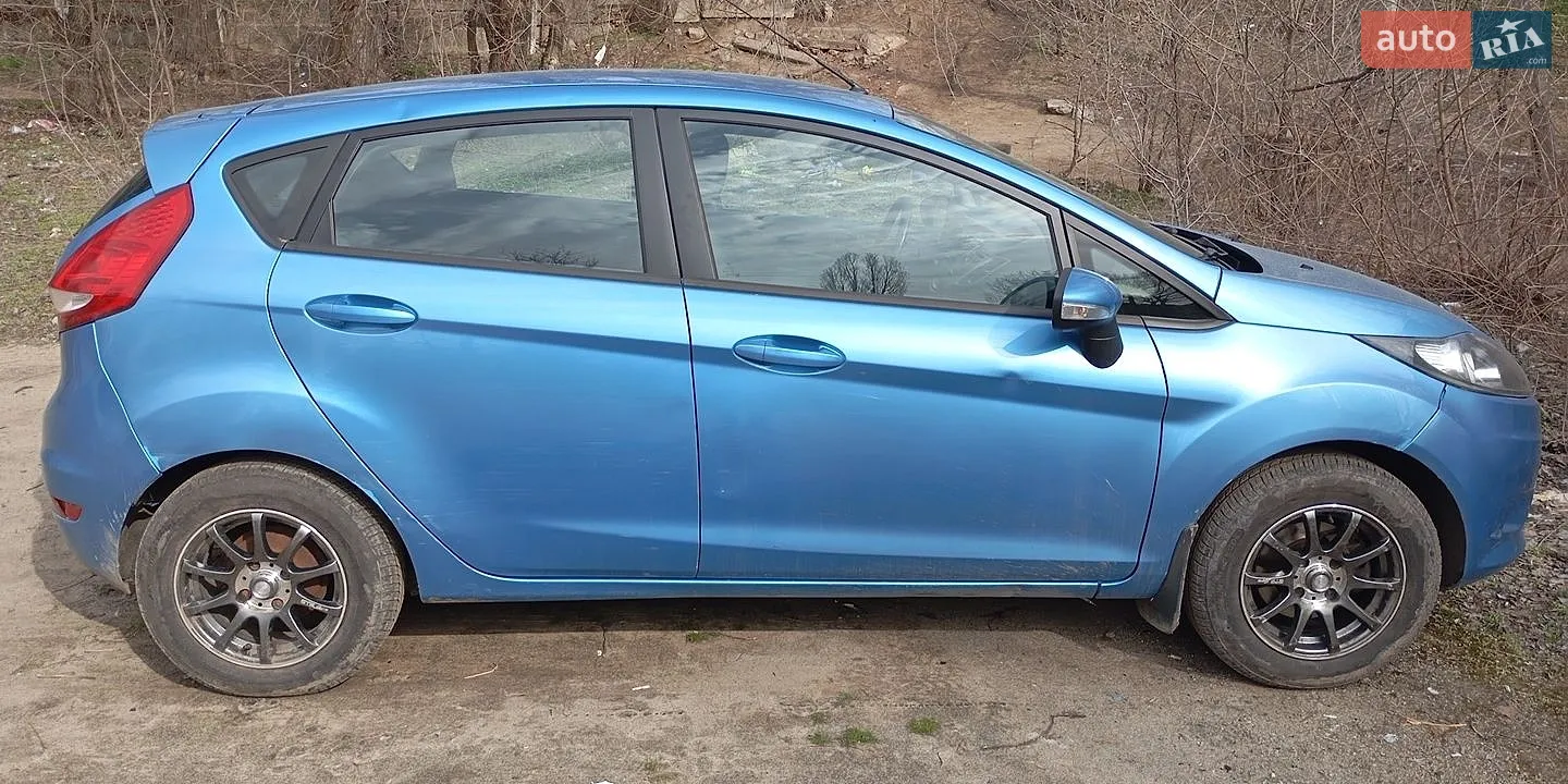 2011 Ford Fiesta - мініатюра 4