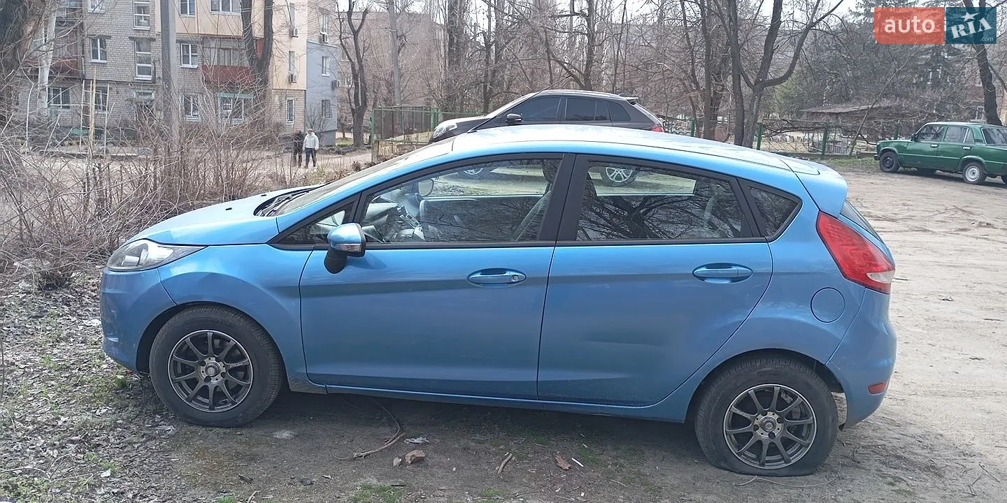 2011 Ford Fiesta - мініатюра 3