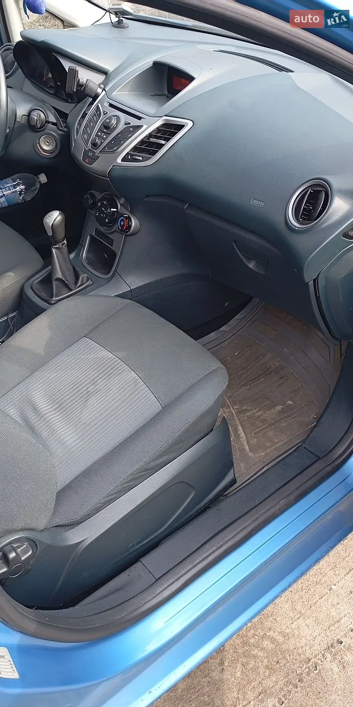 2011 Ford Fiesta - мініатюра 5