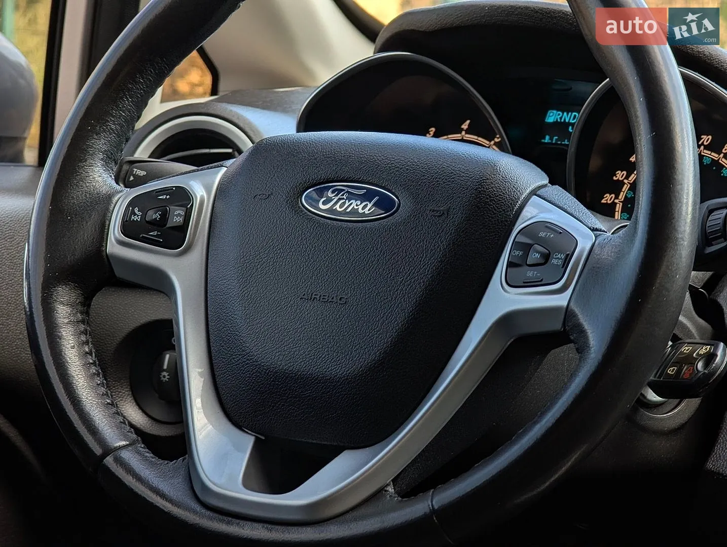 2016 Ford Fiesta - мініатюра 32
