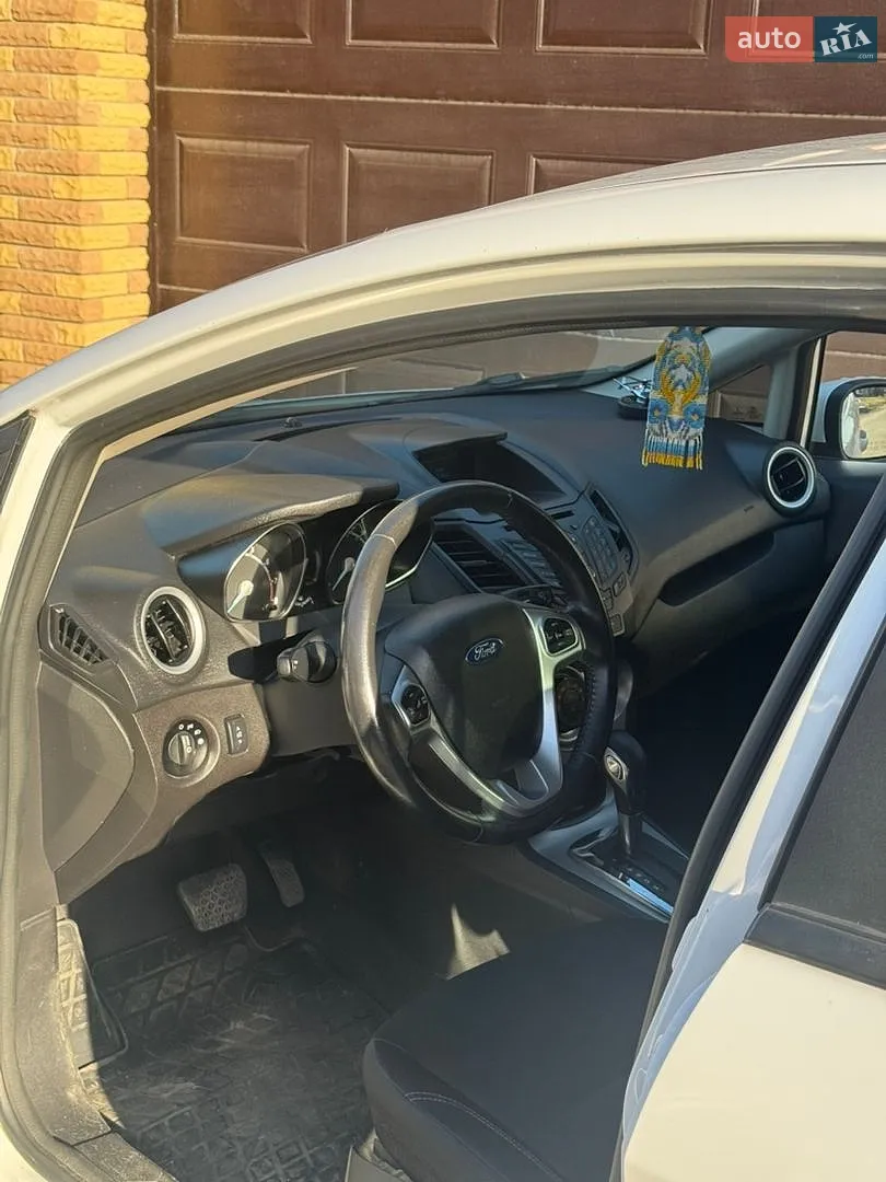 2017 Ford Fiesta - мініатюра 5