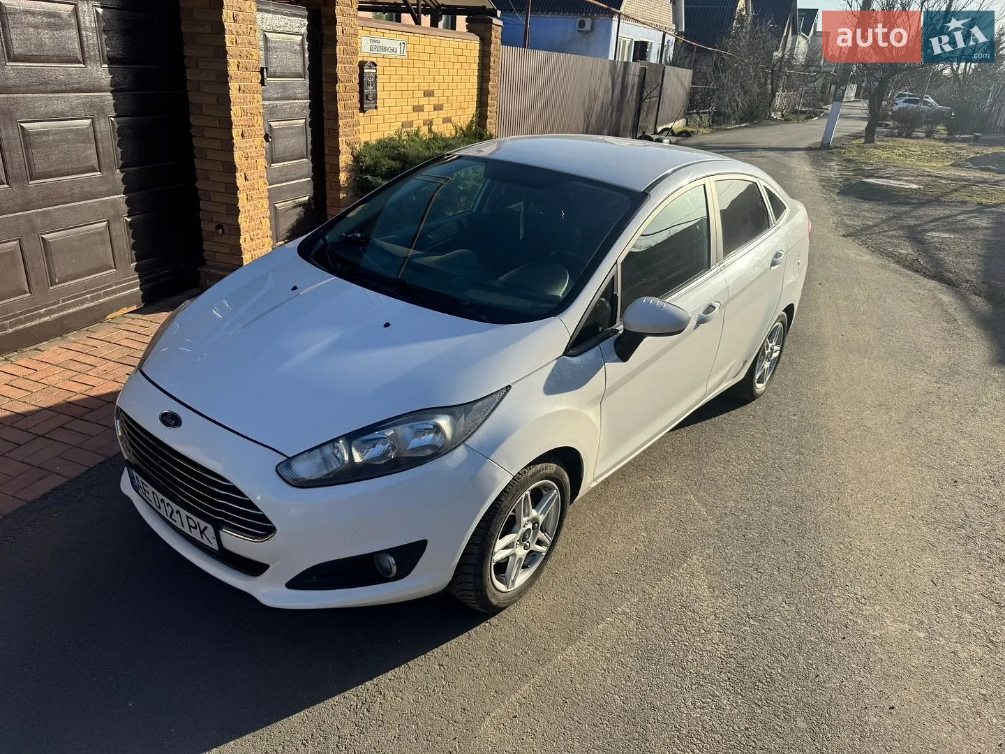 2017 Ford Fiesta - мініатюра 2