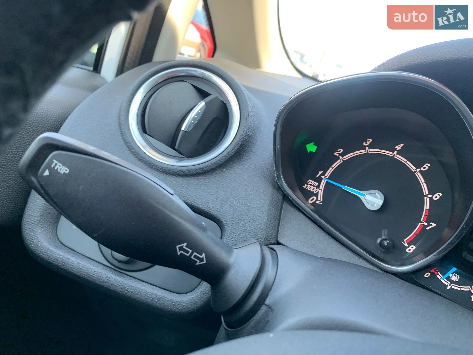 2015 Ford Fiesta - мініатюра 26
