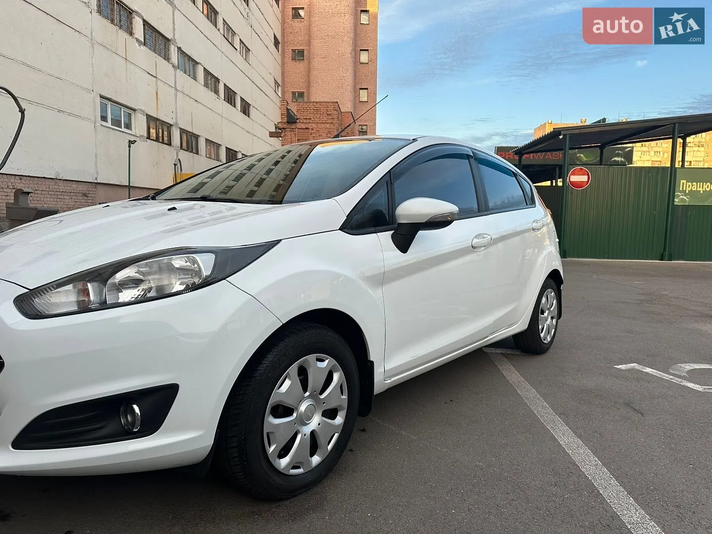 2015 Ford Fiesta - мініатюра 6