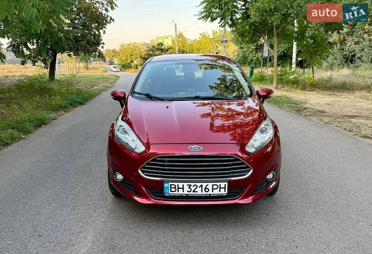 2013 Ford Fiesta - фото 1