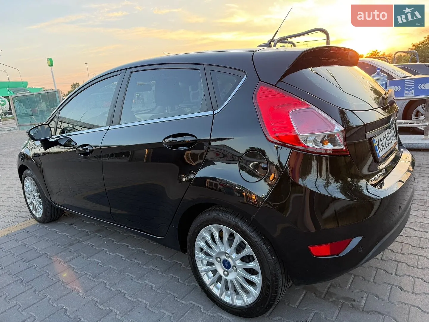2016 Ford Fiesta - мініатюра 8
