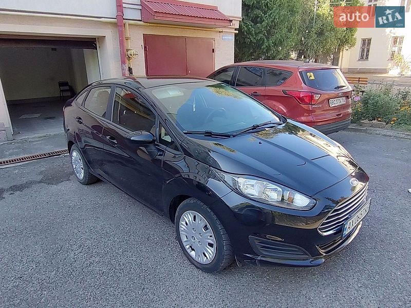 Седан Ford Fiesta 2019 в Львове
