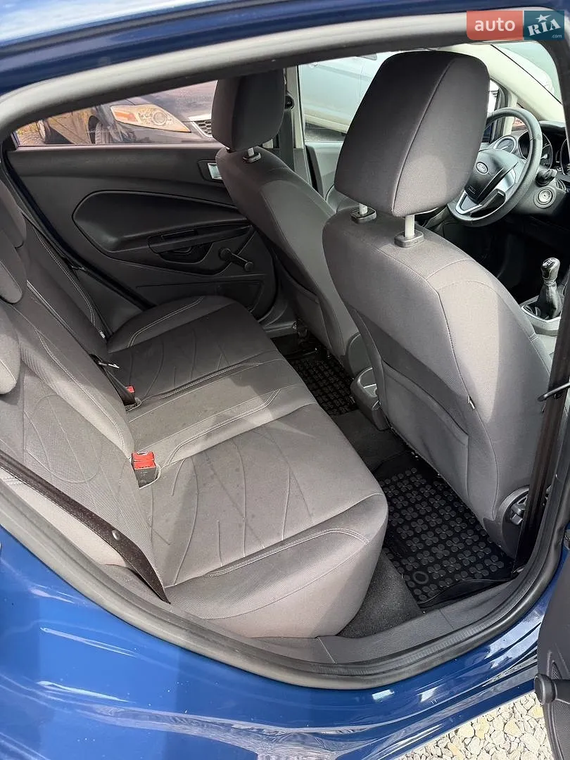 2015 Ford Fiesta - мініатюра 21