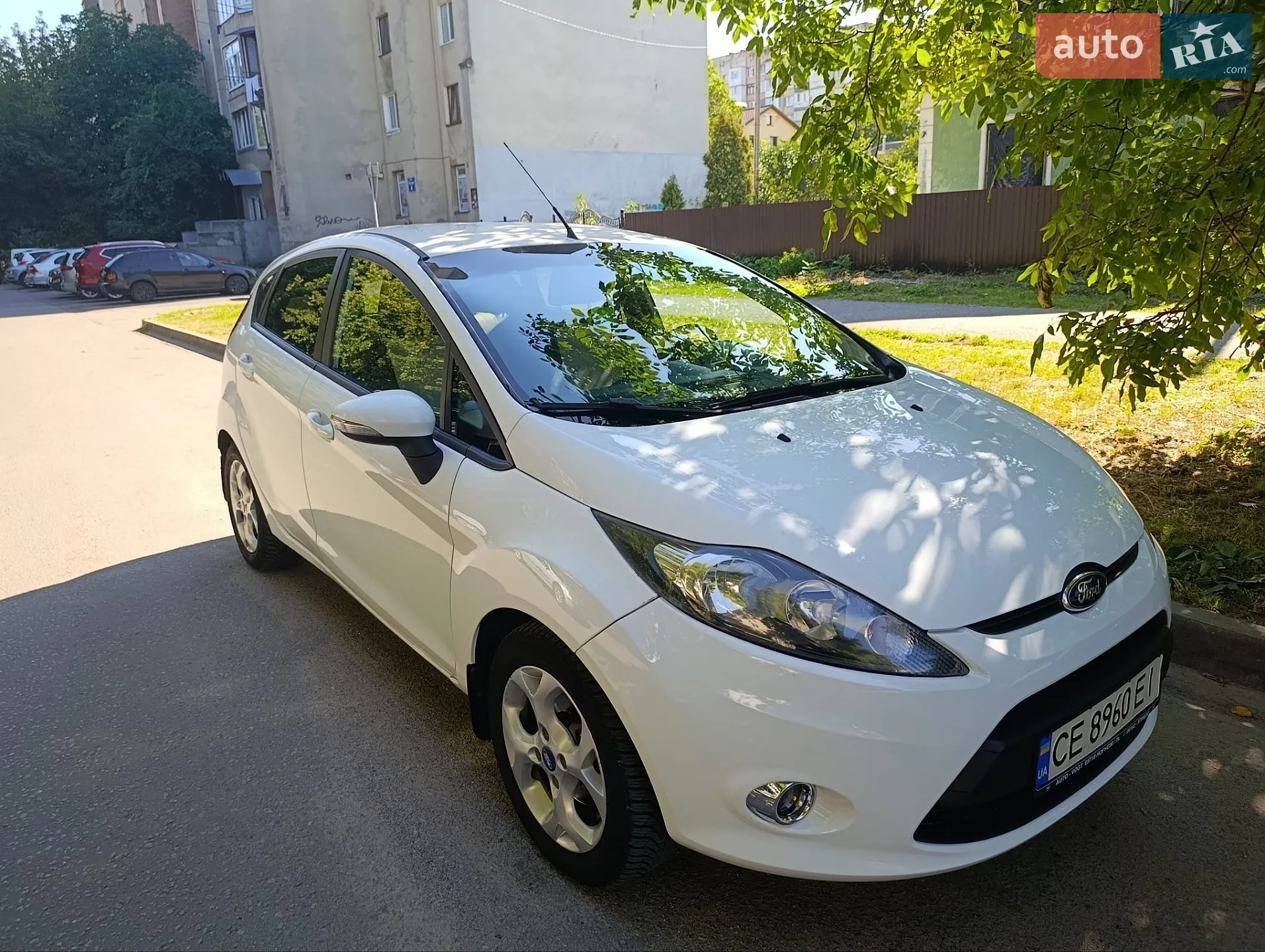 2012 Ford Fiesta - мініатюра 2