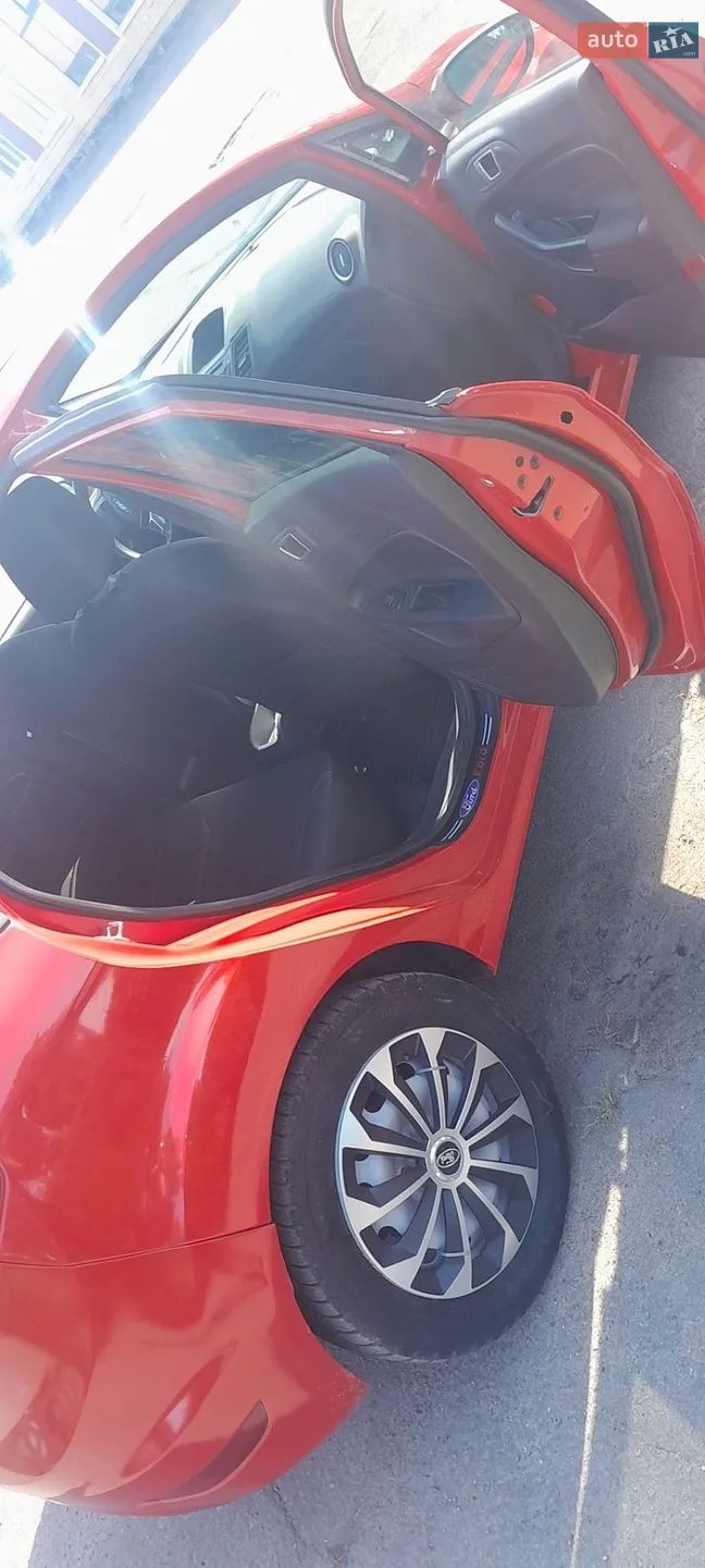 2013 Ford Fiesta - мініатюра 7