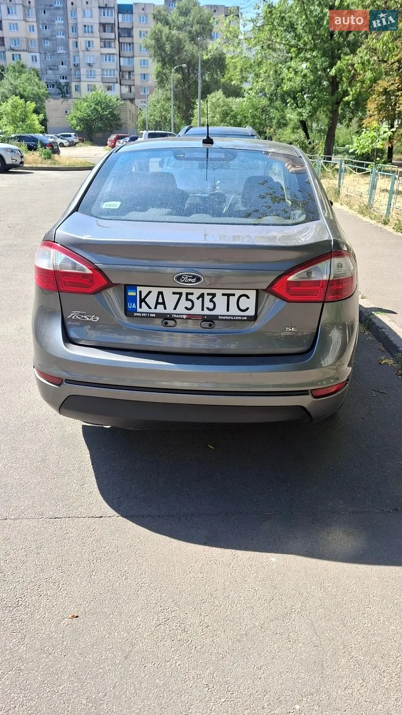 2013 Ford Fiesta - мініатюра 4