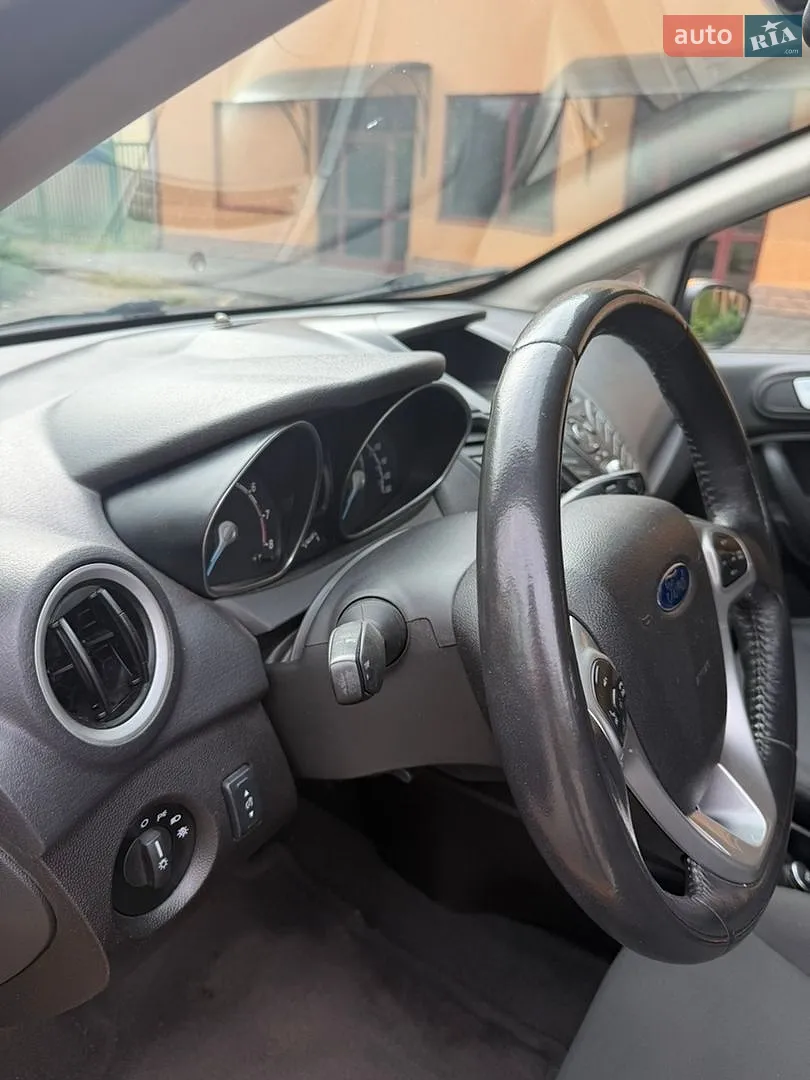 2016 Ford Fiesta - мініатюра 40