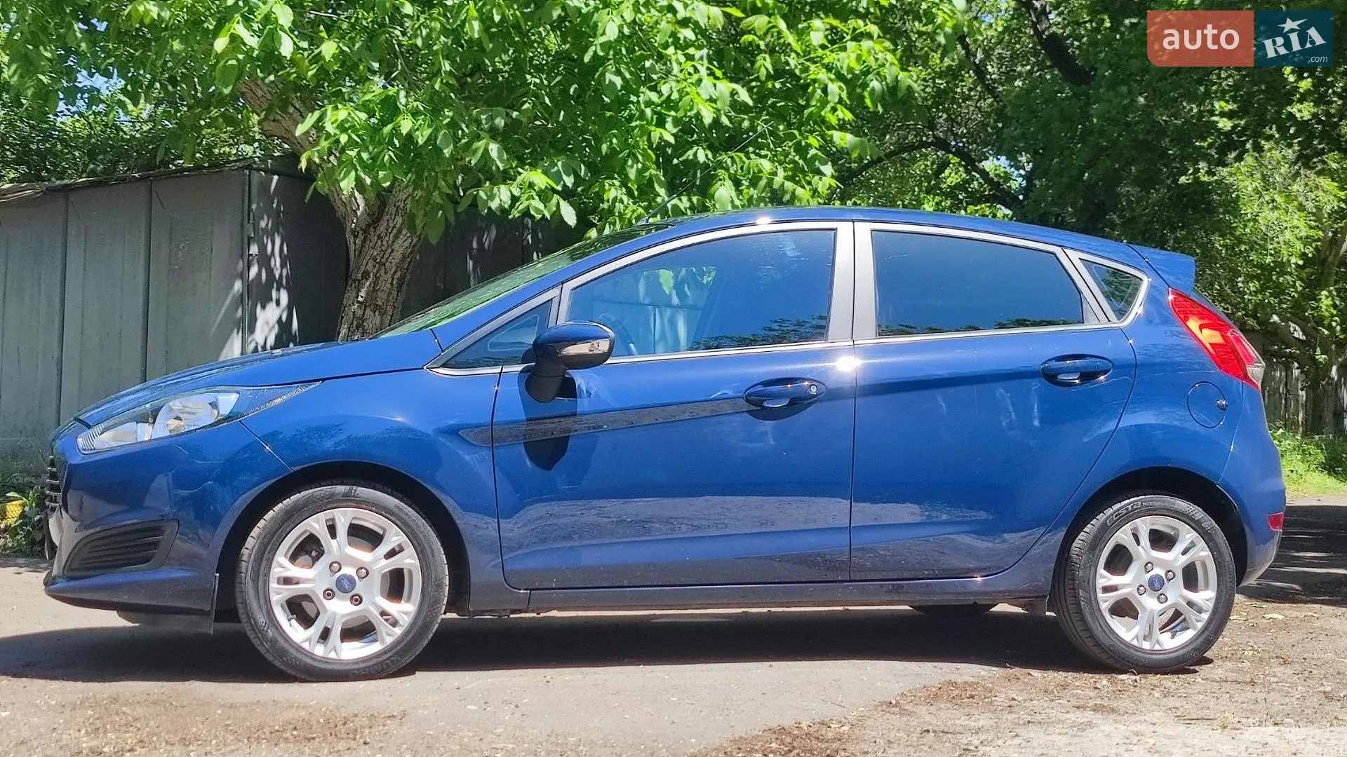 2015 Ford Fiesta - фото 1