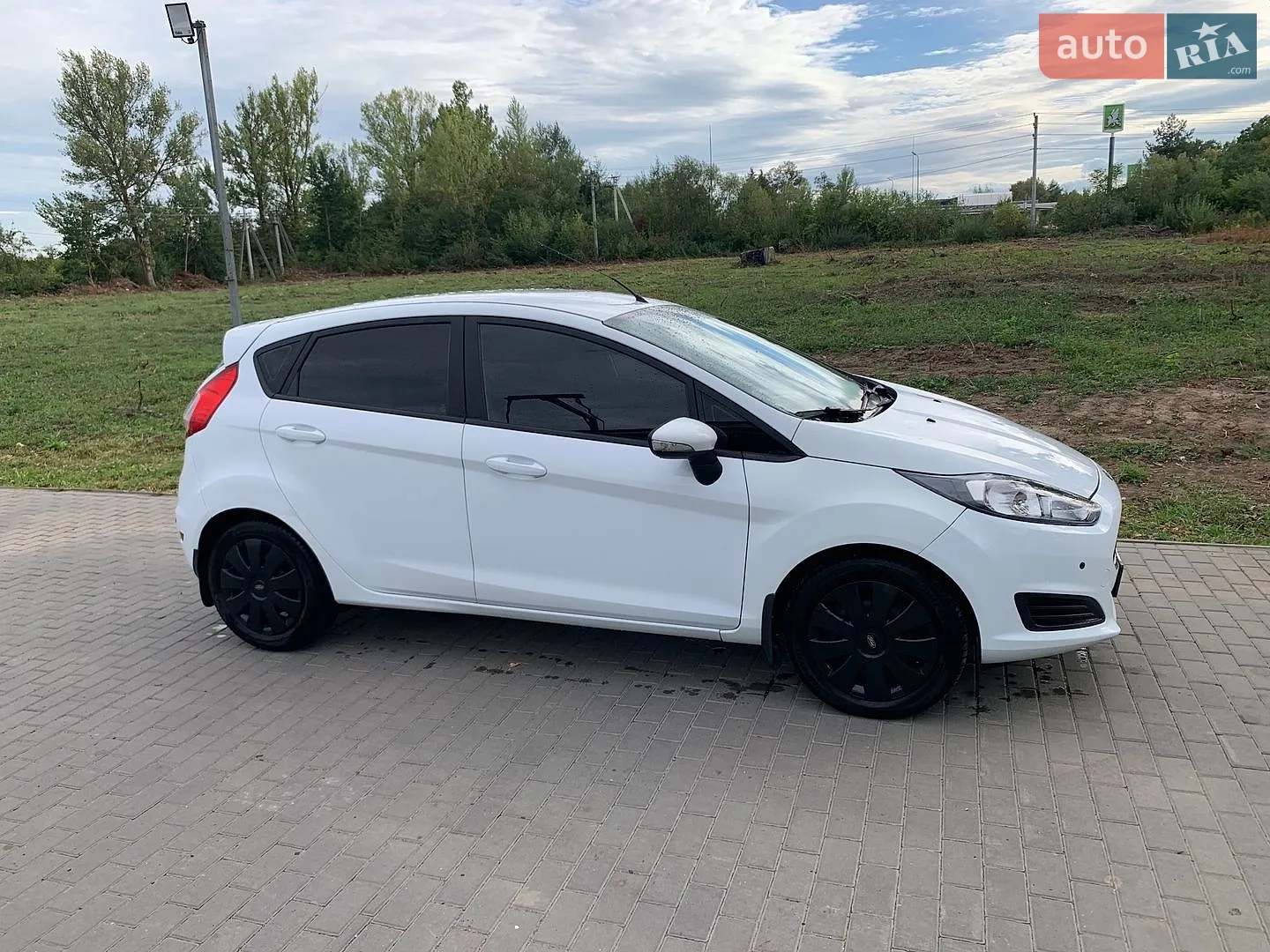 2016 Ford Fiesta - мініатюра 9