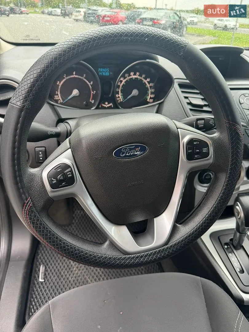 2013 Ford Fiesta - мініатюра 9