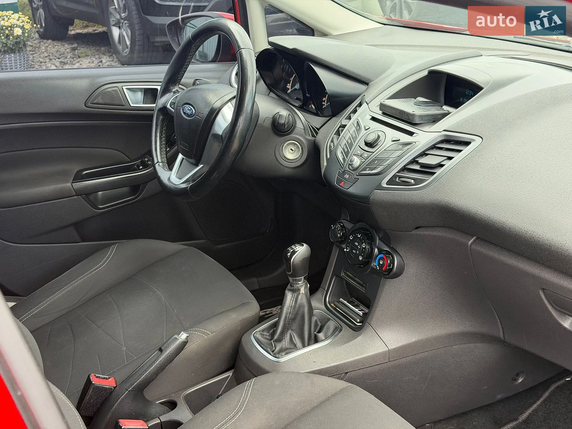 2013 Ford Fiesta - мініатюра 33