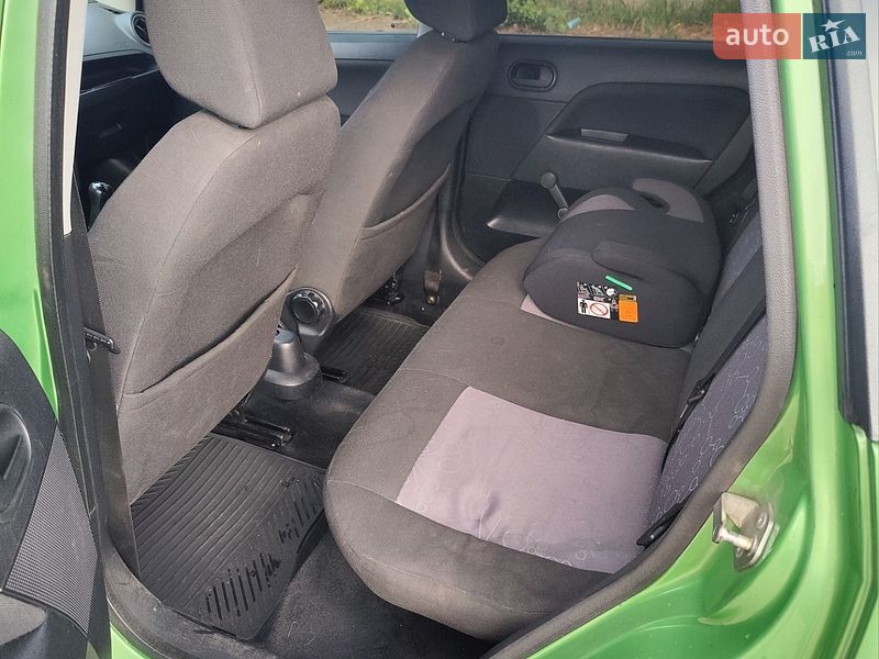 Хэтчбек Ford Fiesta 2007 в Киеве фото 14 Хэтчбек Ford Fiesta 2007 в Киеве