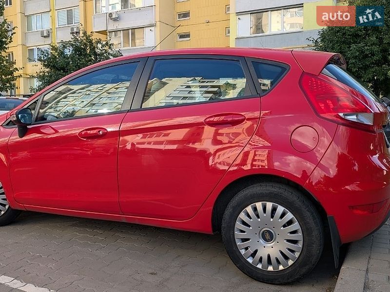 Хетчбек Ford Fiesta 2011 в Полтаві