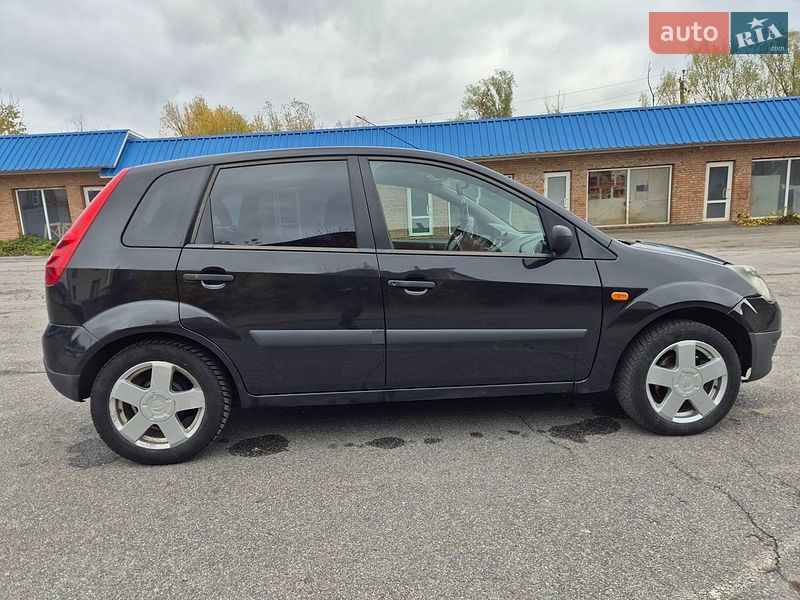 Хэтчбек Ford Fiesta 2006 в Жмеринке